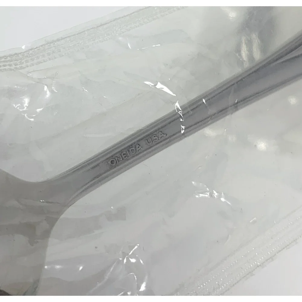 Set of 4 Oneida USA - LIBERTY'S LIGHT Stainless Flatware 6-7/8